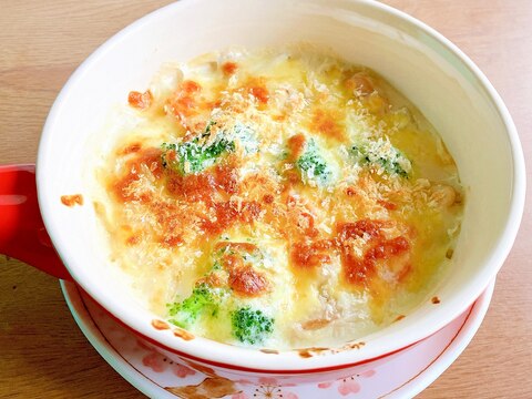 ブロッコリーとマカロニのグラタン